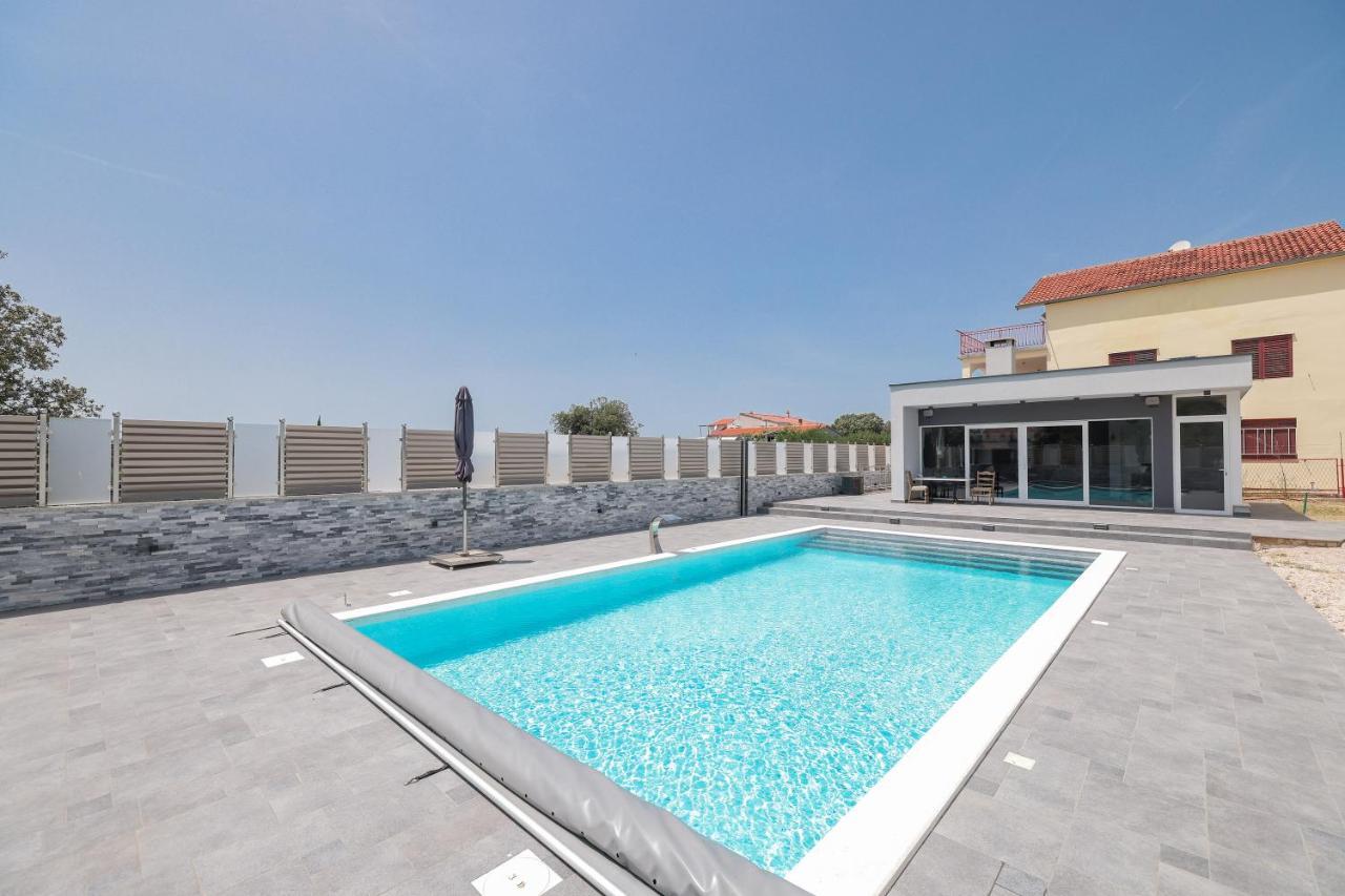 Apartments Nicola With Private Pool Bibinje Kültér fotó
