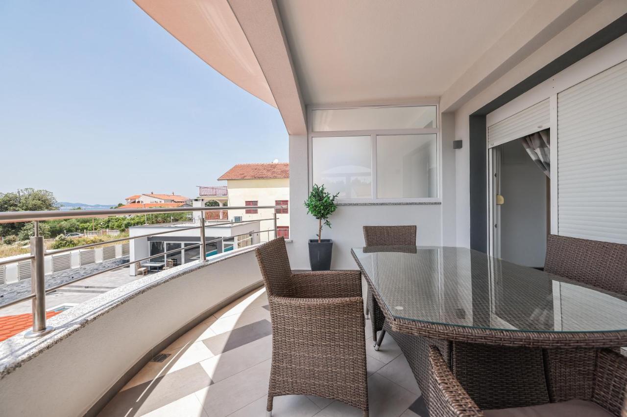 Apartments Nicola With Private Pool Bibinje Kültér fotó